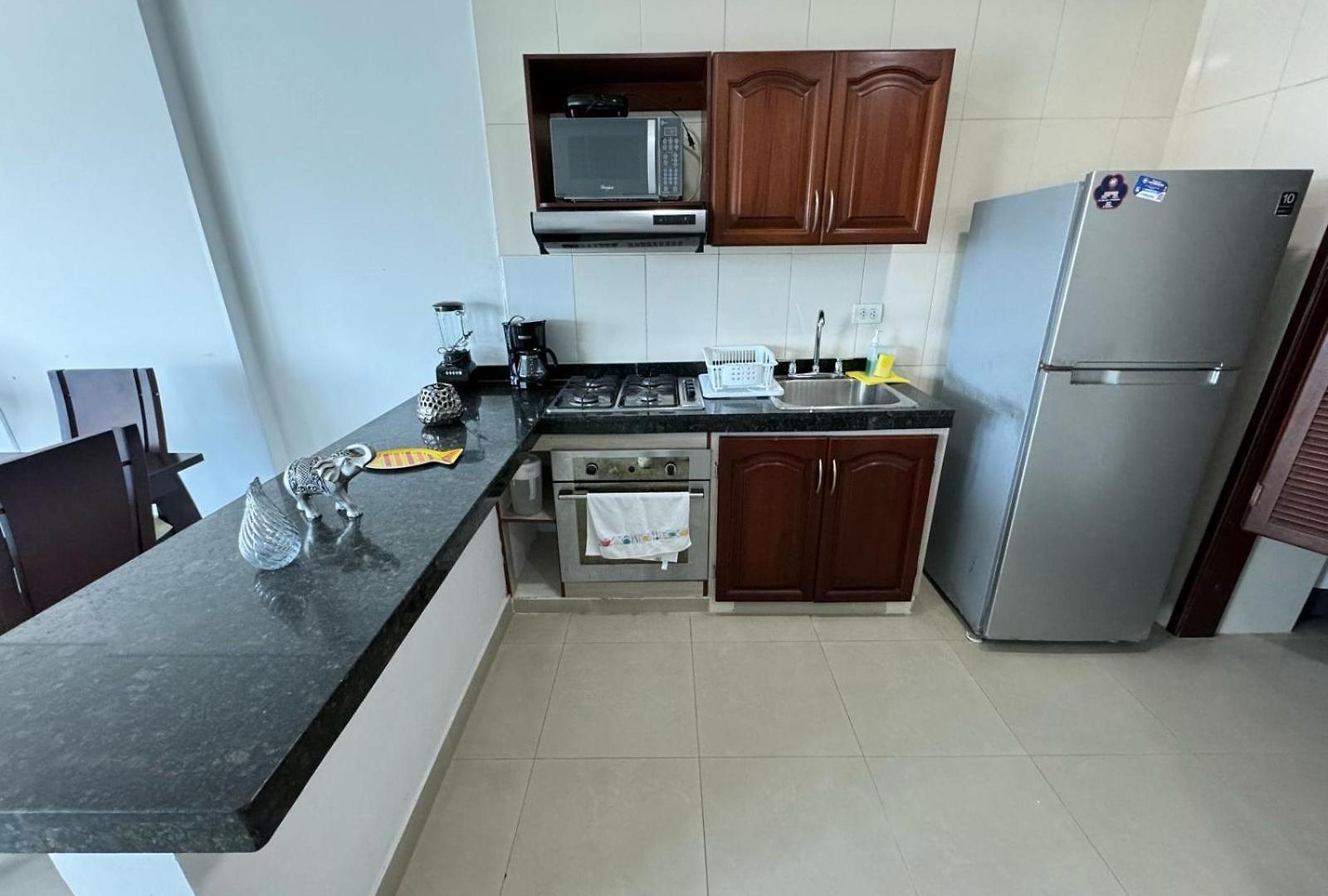 En Laguito Ed Torres Del 604 Icdi Apartamento